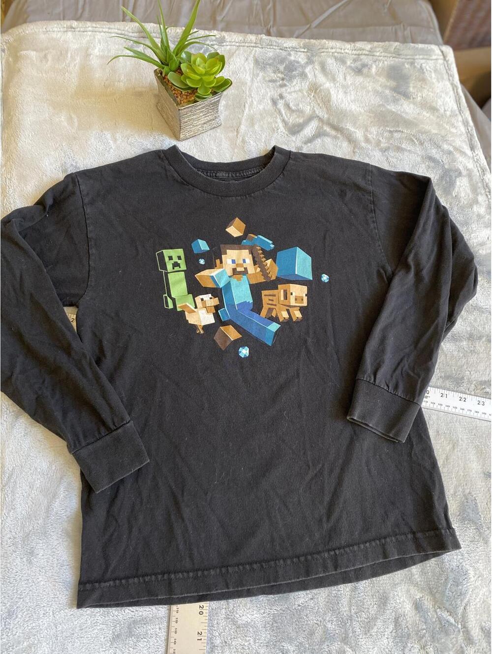 Minecraft Mojang Official Youth Long Sleeve T-Shirt YM (10-12) Black Cotton